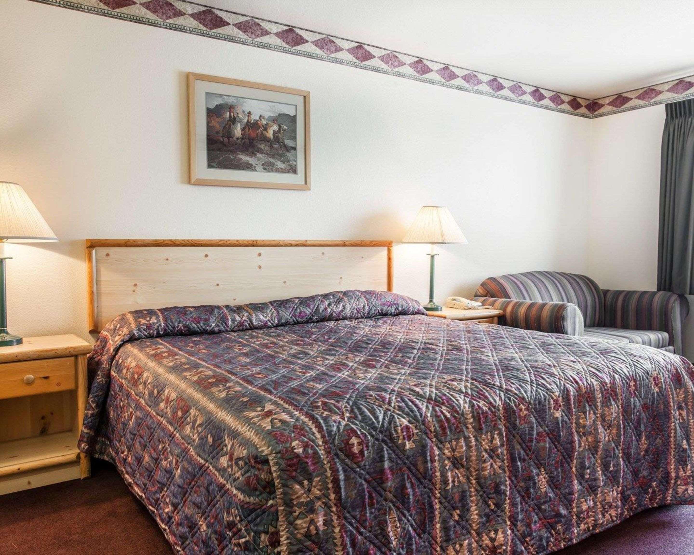 Rodeway Inn & Suites Spokane Zewnętrze zdjęcie