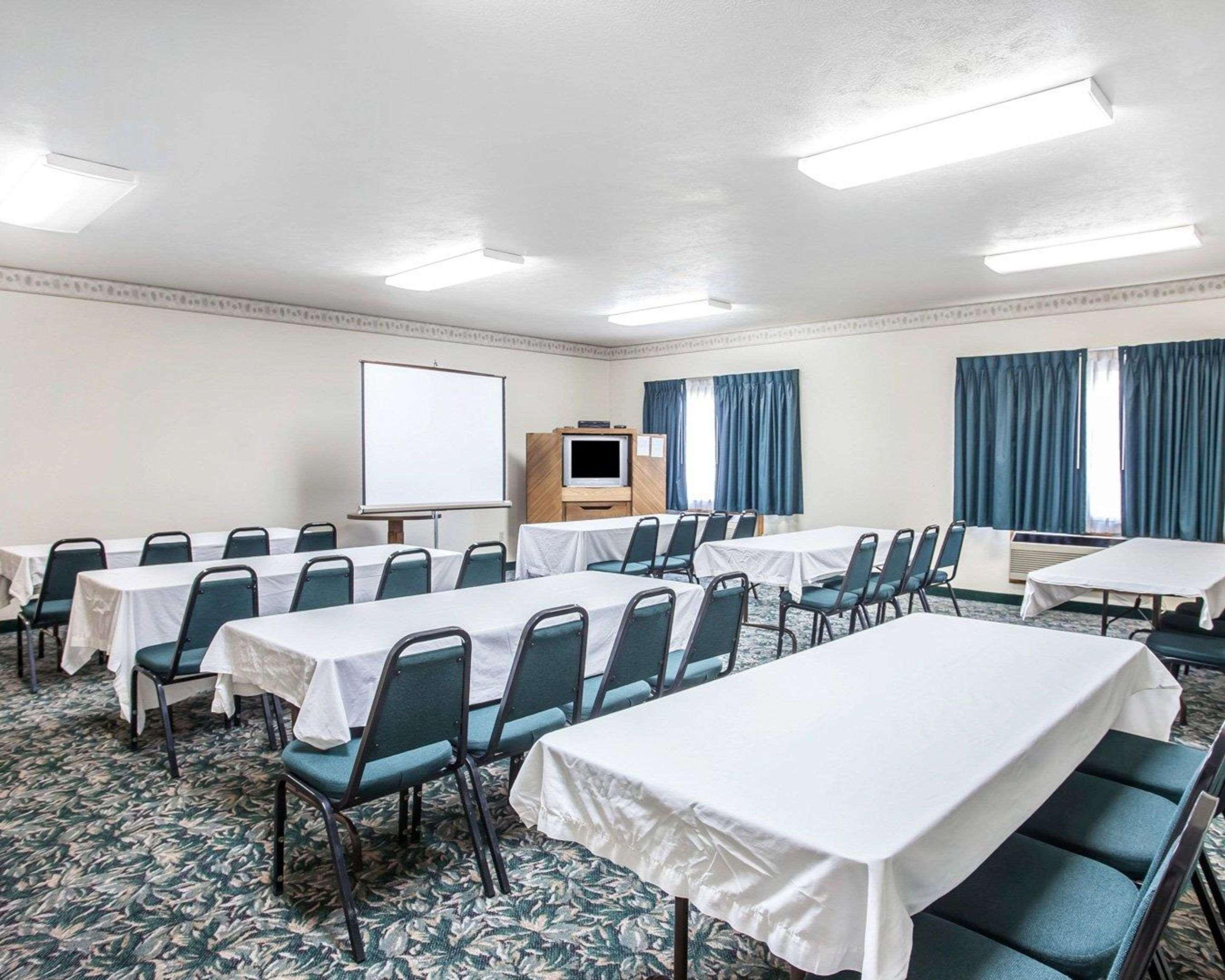 Rodeway Inn & Suites Spokane Zewnętrze zdjęcie