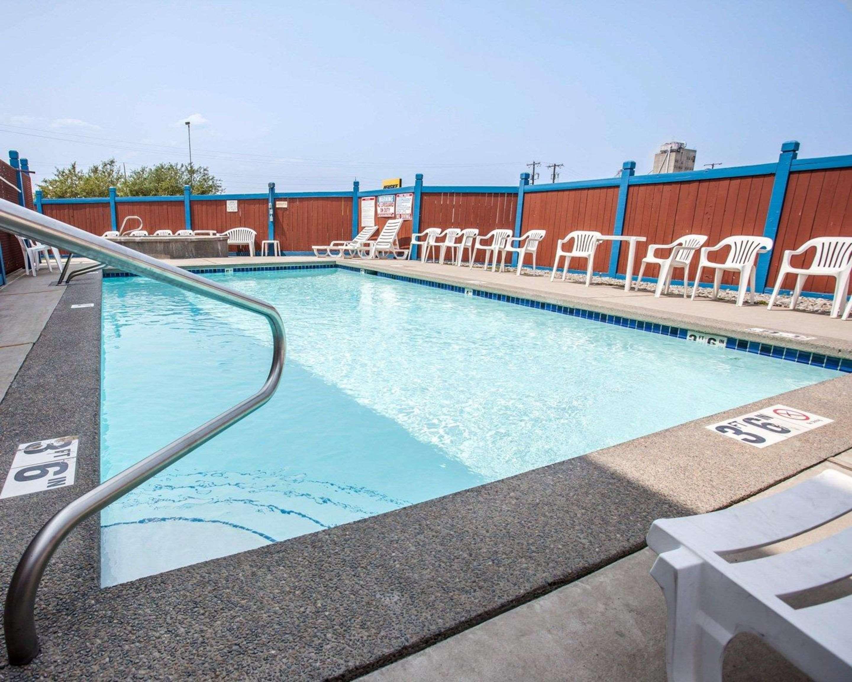 Rodeway Inn & Suites Spokane Zewnętrze zdjęcie