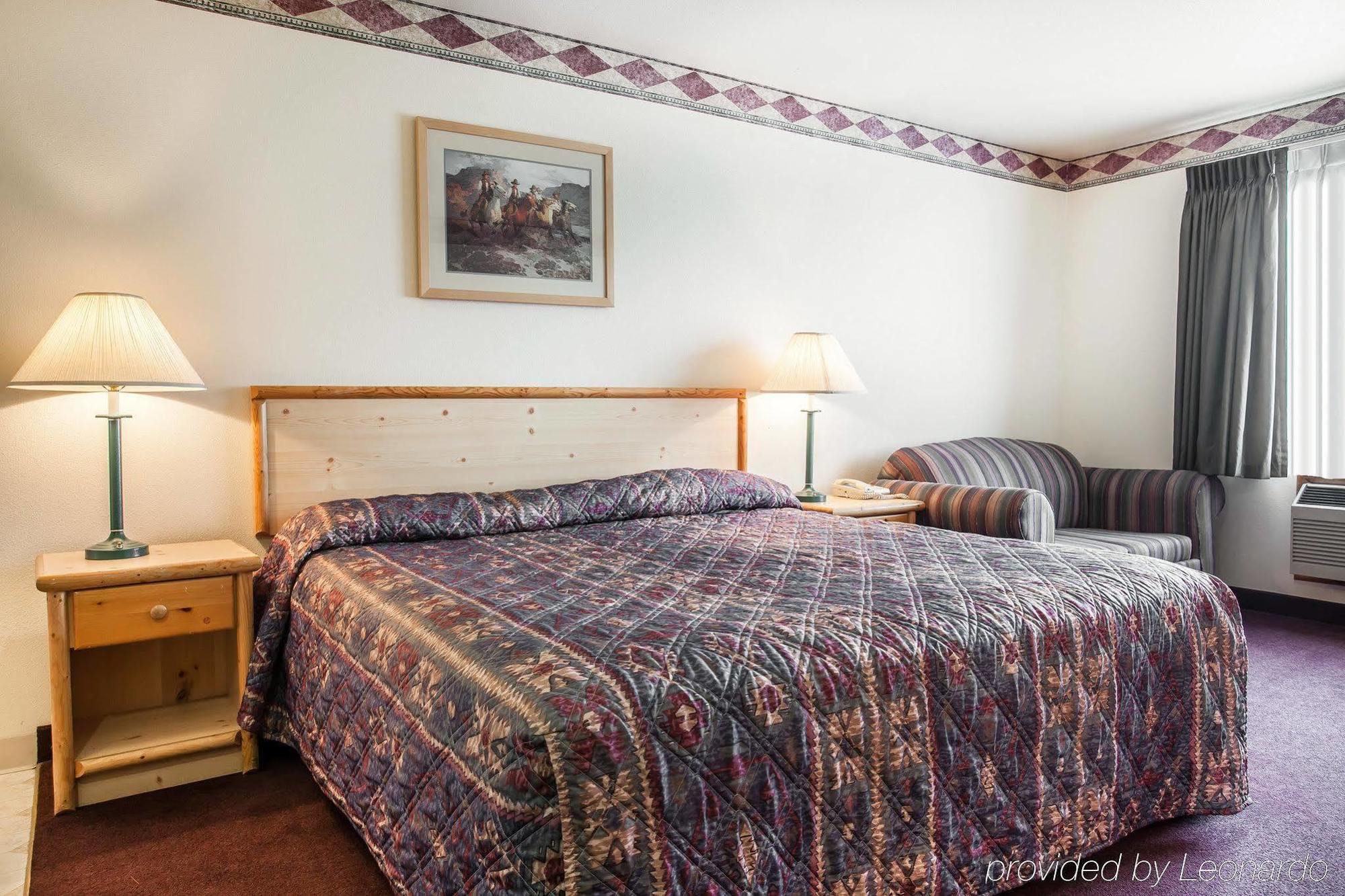 Rodeway Inn & Suites Spokane Zewnętrze zdjęcie