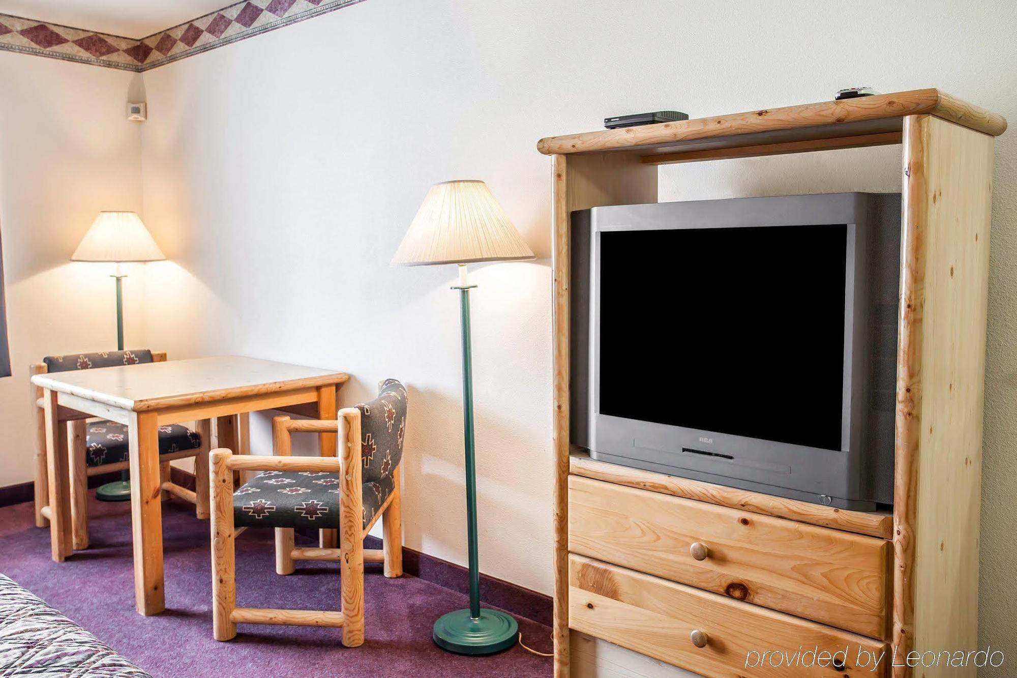 Rodeway Inn & Suites Spokane Zewnętrze zdjęcie