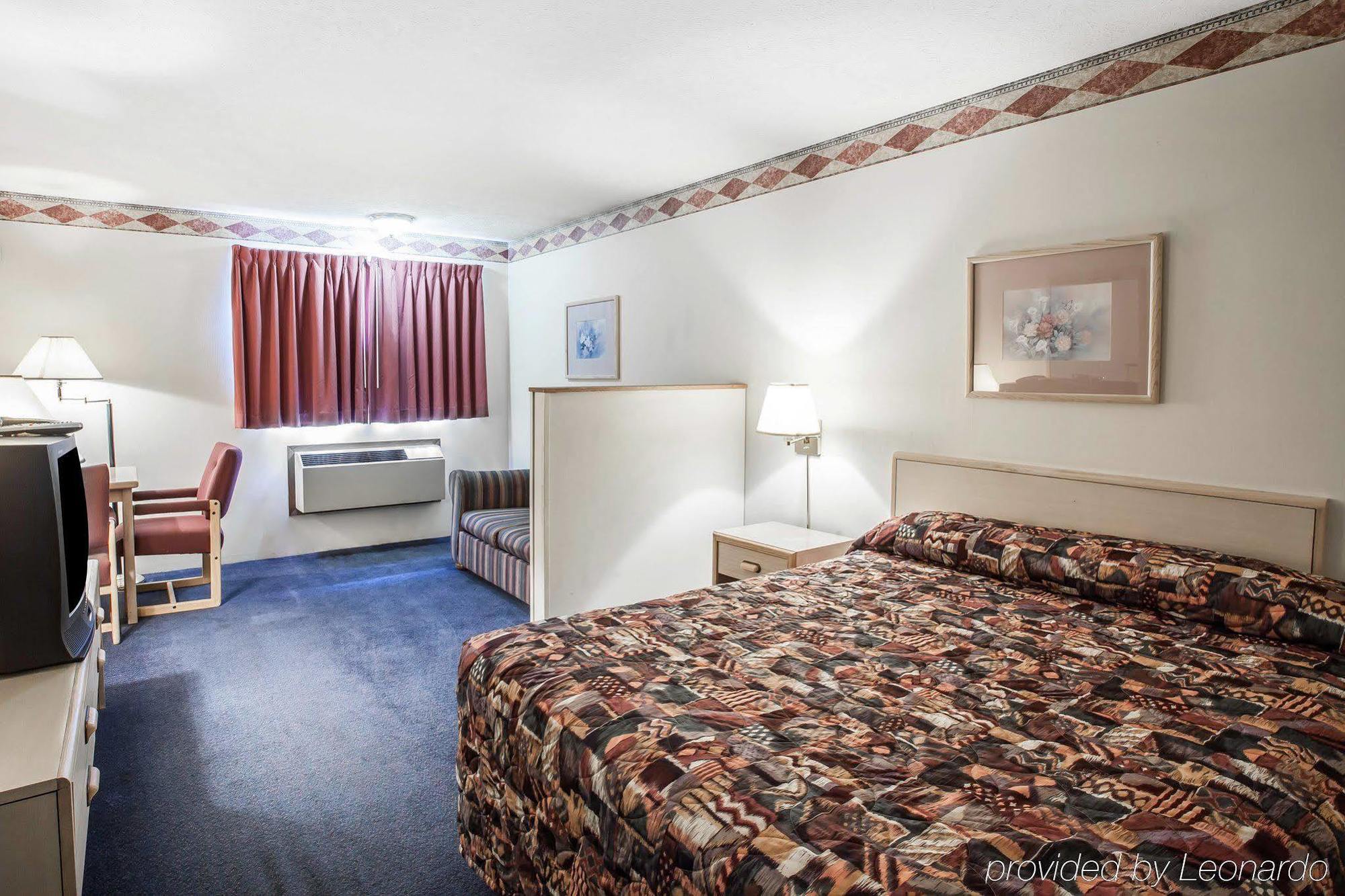 Rodeway Inn & Suites Spokane Zewnętrze zdjęcie