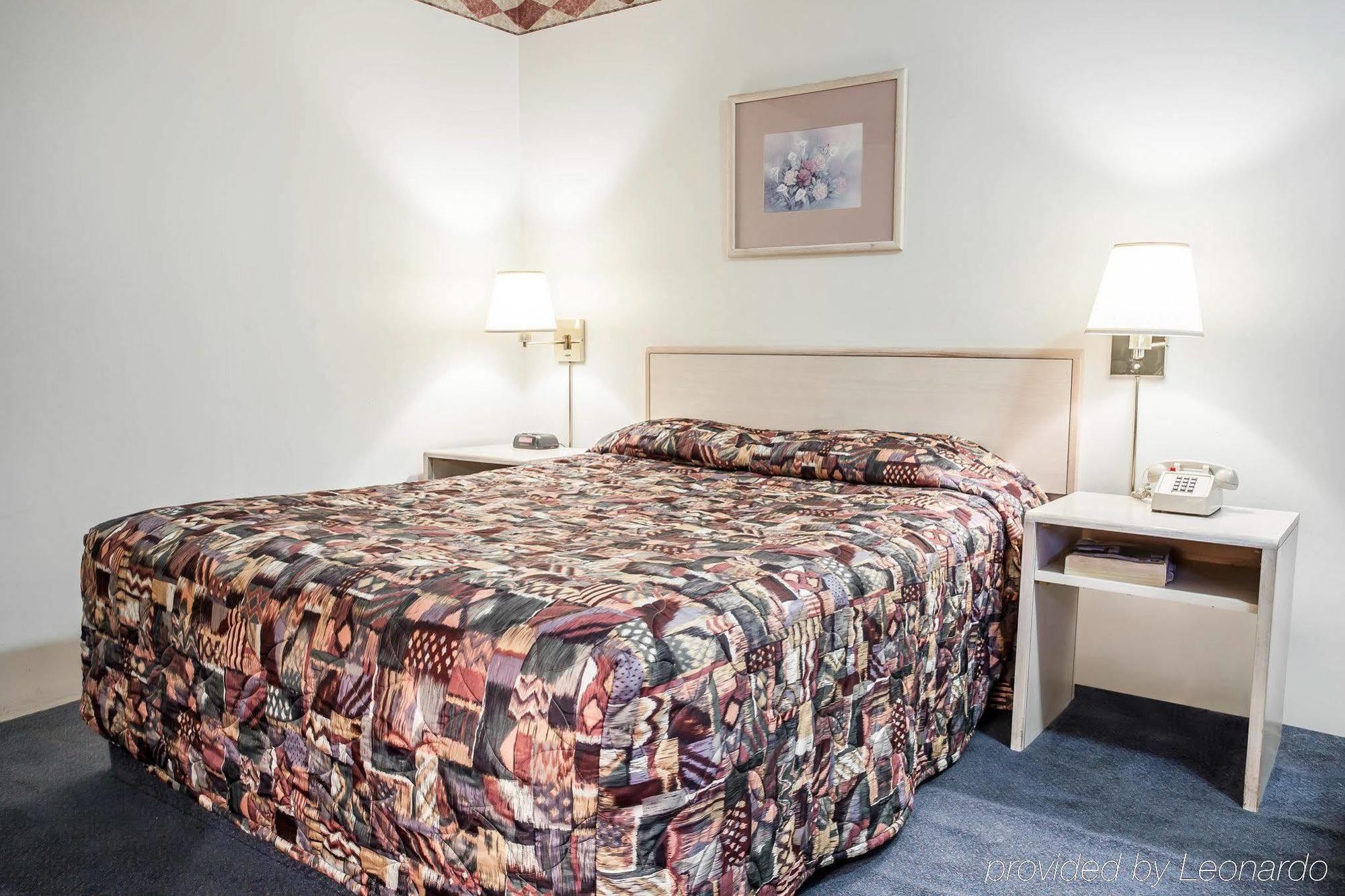 Rodeway Inn & Suites Spokane Zewnętrze zdjęcie